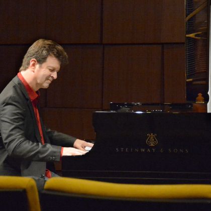 https://www.steinway.com/news/features/brilliant-songs-david-rosenthal
